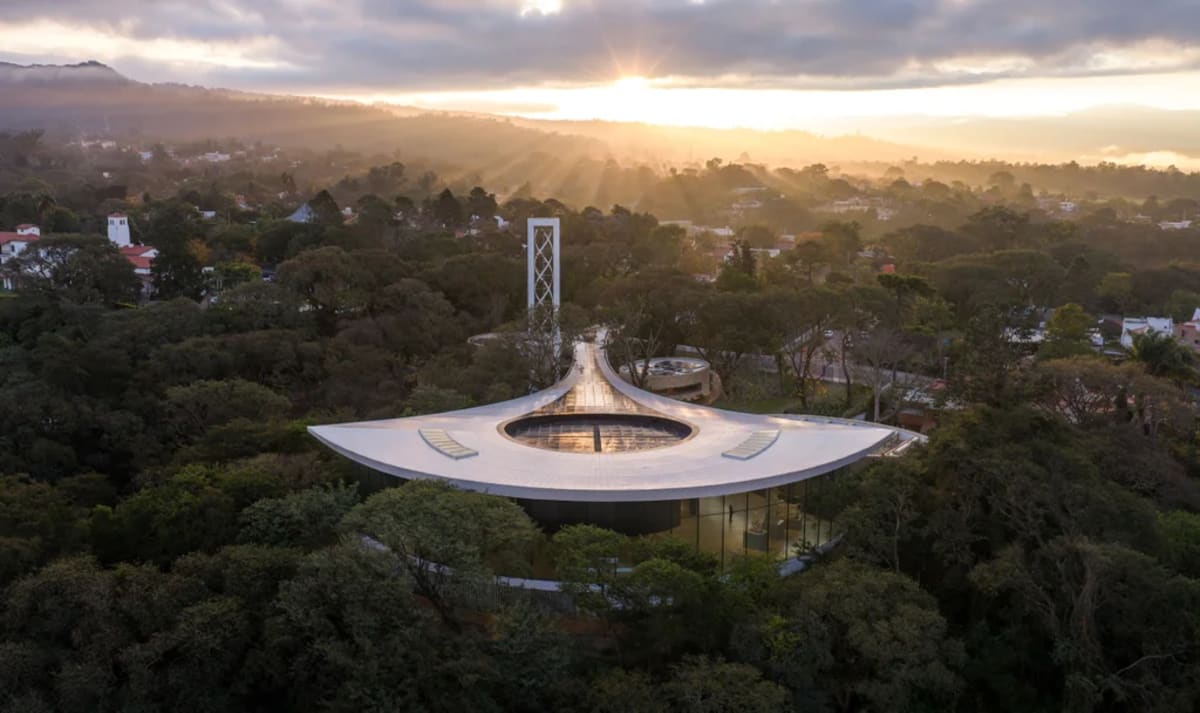 Architect's Son Finishes Museum Honoring Censored Sculptor - Image 2