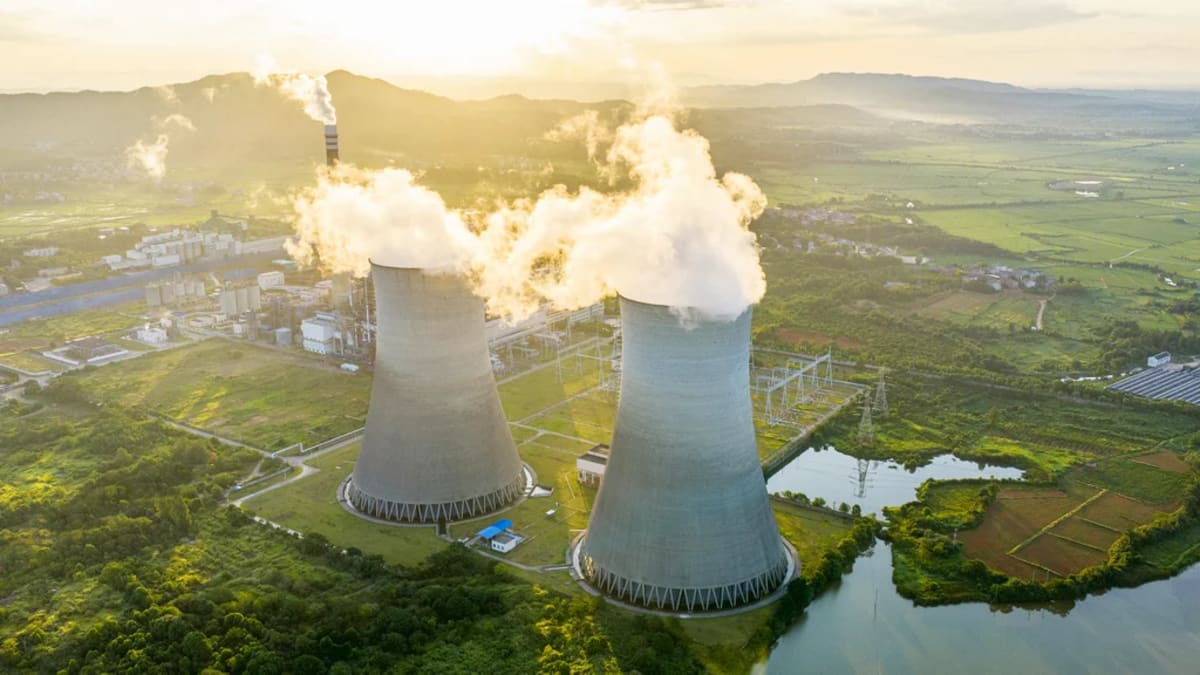 China Built 27 Nuclear Reactors to Power Green Grid