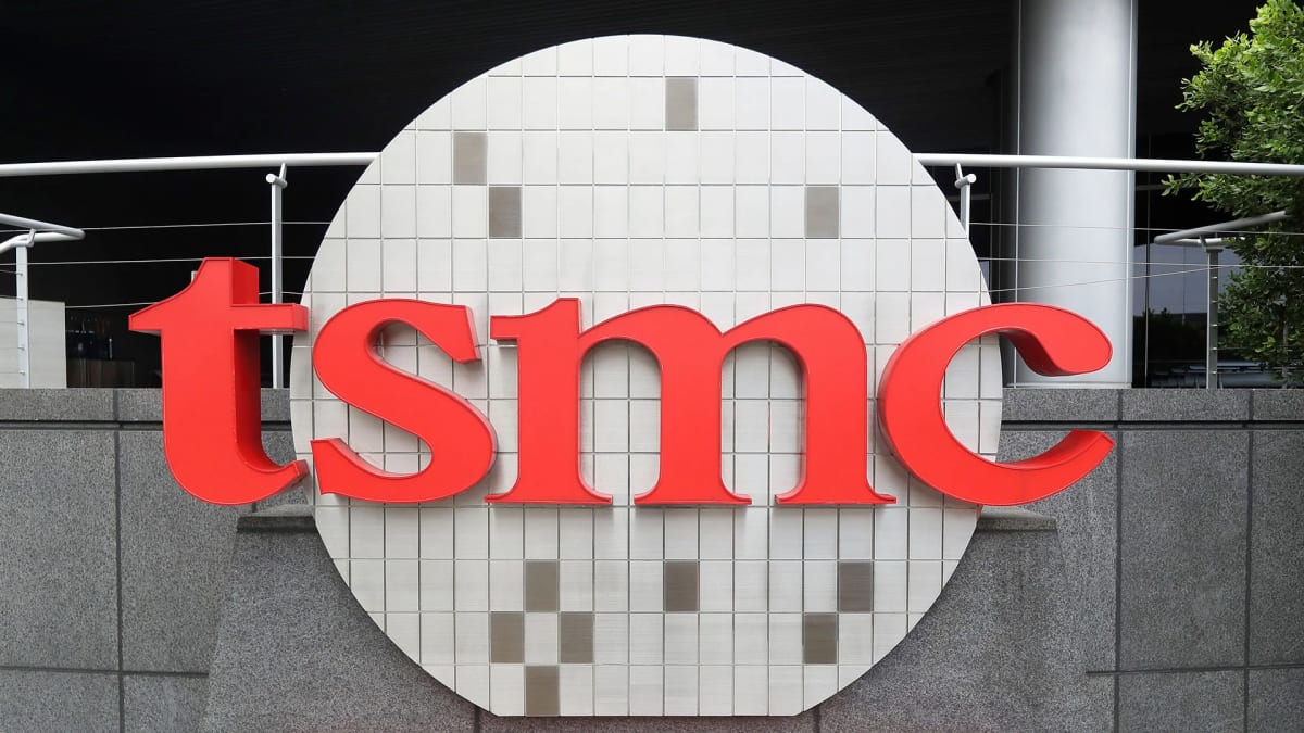 Modern semiconductor fabrication facility with advanced chip manufacturing equipment in clean room environment