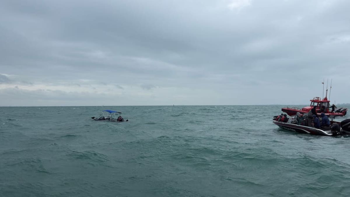 Charter Captain Saves 3 from Sinking Boat on Lake St. Clair - Image 5