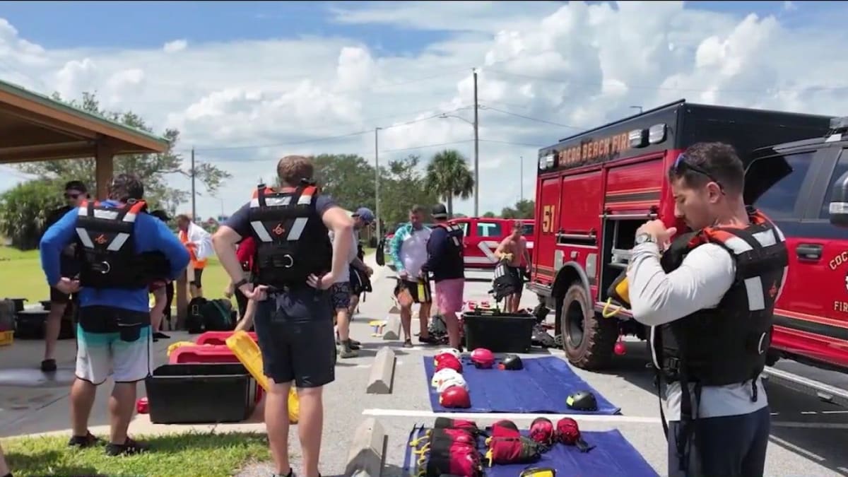 90+ Florida Firefighters Train After Historic 2025 Flood - Image 2
