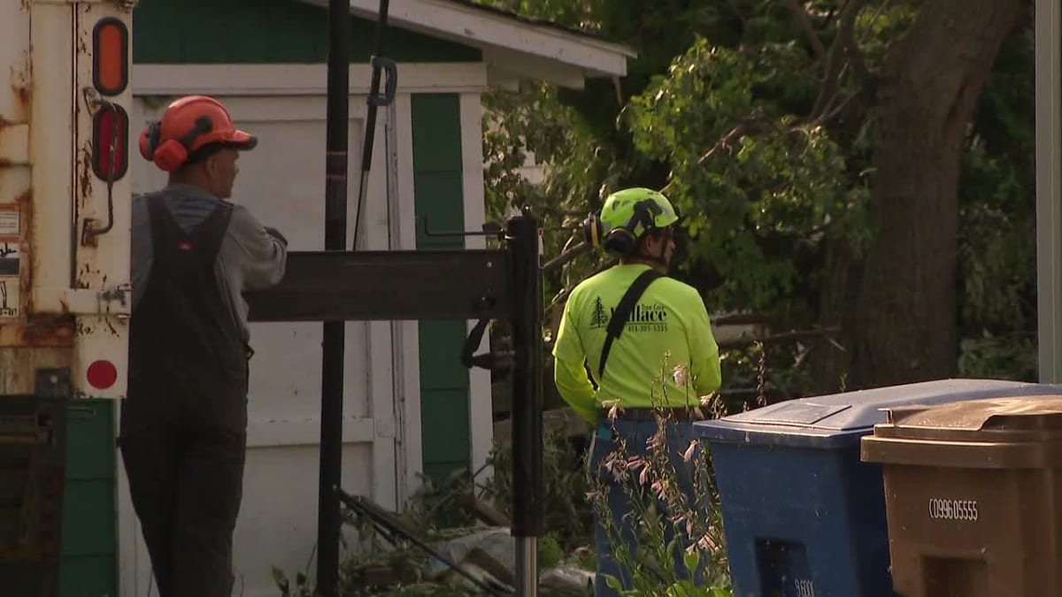 Wisconsin Church Feeds Tornado Victims Without Power or Water - Image 2