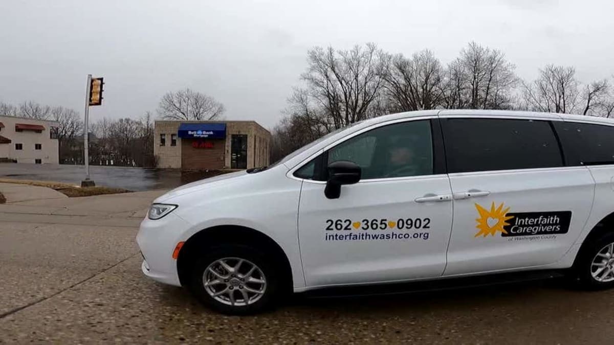 Wisconsin Seniors Drive 250K+ Miles Helping Neighbors - Image 5