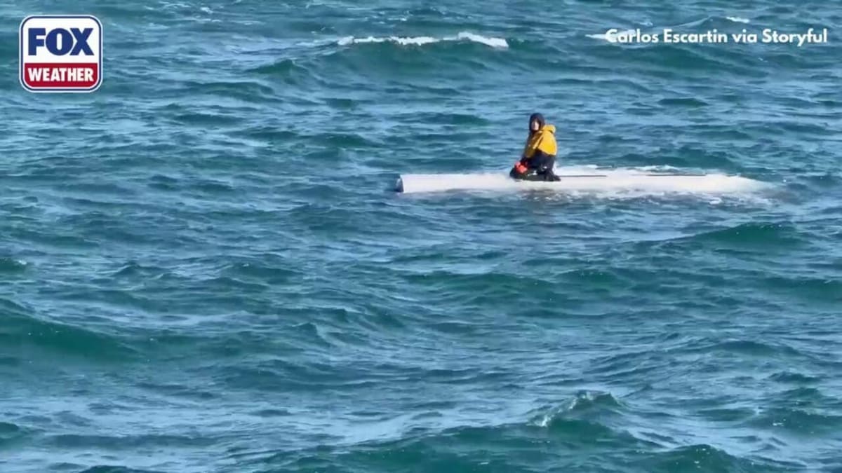 Teen Rescued After 3 Days on Capsized Boat in Alaska - Image 2