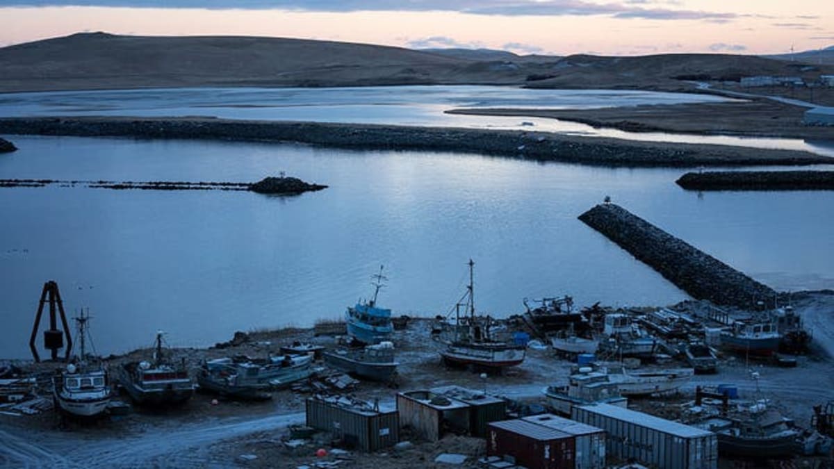 Teen Rescued After 3 Days on Capsized Boat in Alaska - Image 3