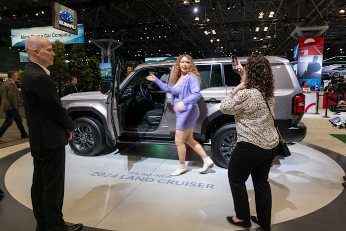 Toyota Doubles Electric Car Sales in Early 2026 - Image 4