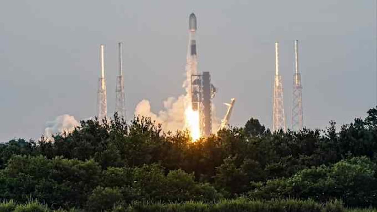 Tiny Satellites Could Stop Nuclear Weapons in Space - Image 3
