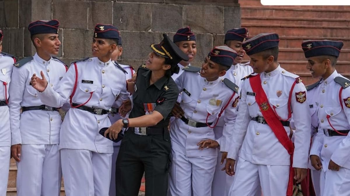 India's Top Court Awards Full Pensions to Women Officers