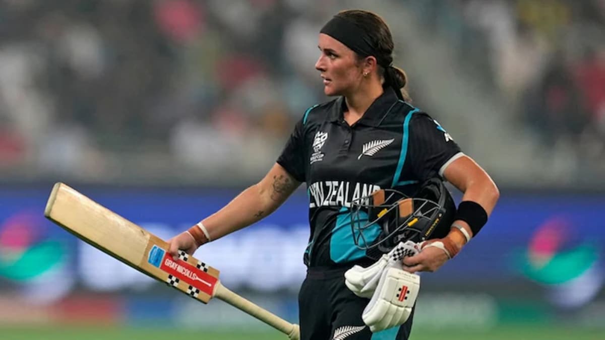 New Zealand's Kerr Smashes Record with 179 in Epic Chase