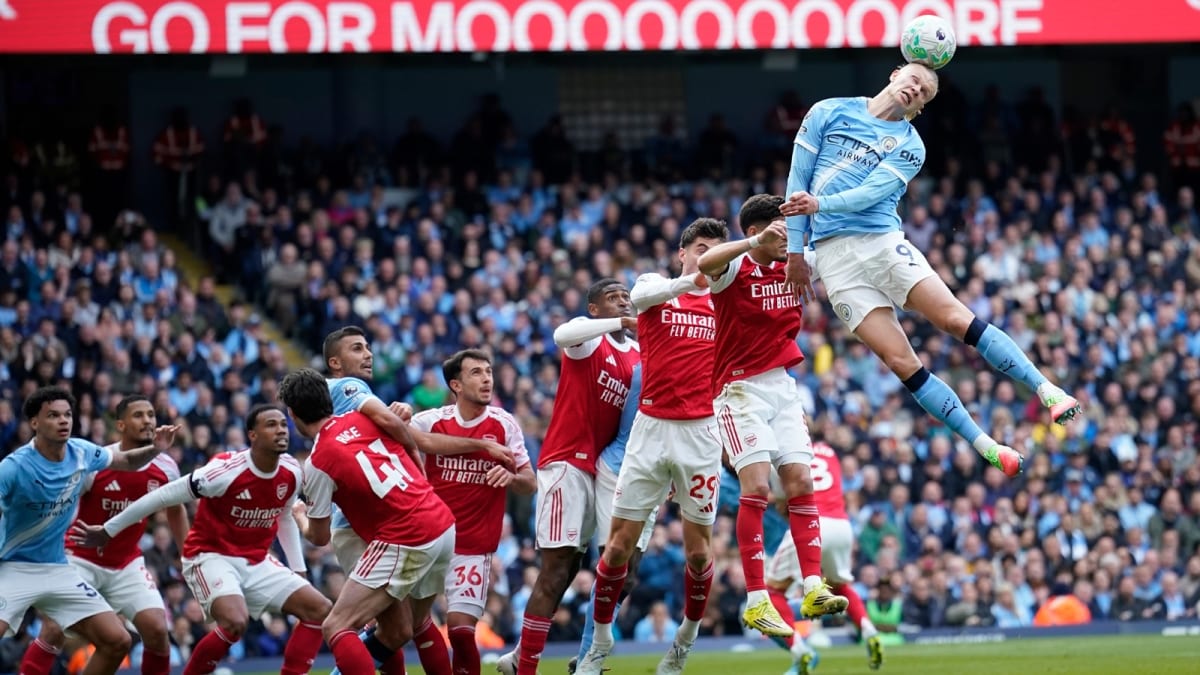 Erling Haaland celebrating after scoring decisive goal for Manchester City against Arsenal