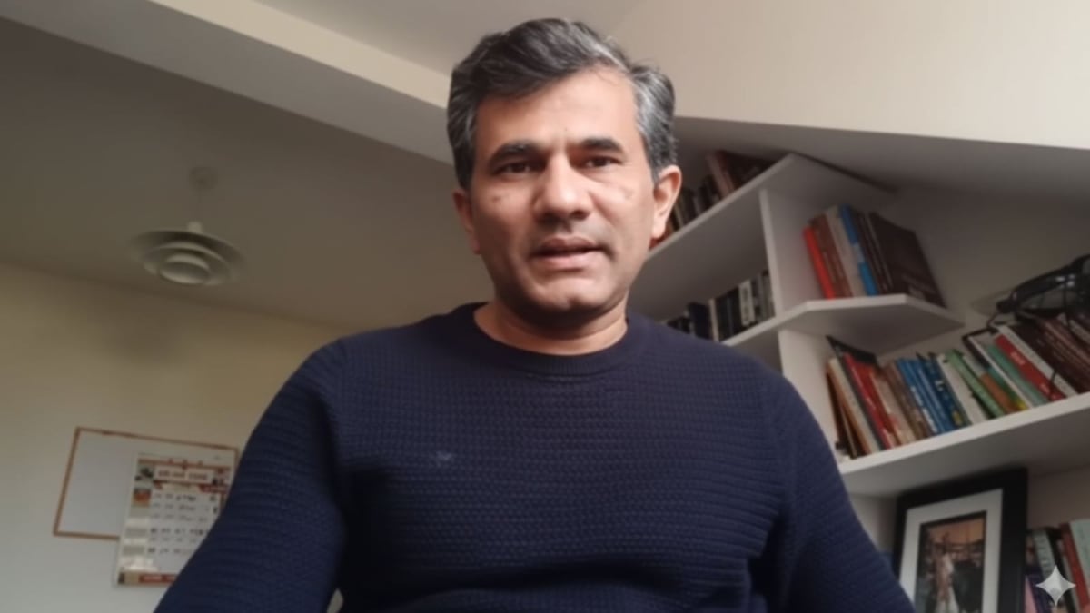 UK Doctor Detained 4 Months Can Finally Return Home