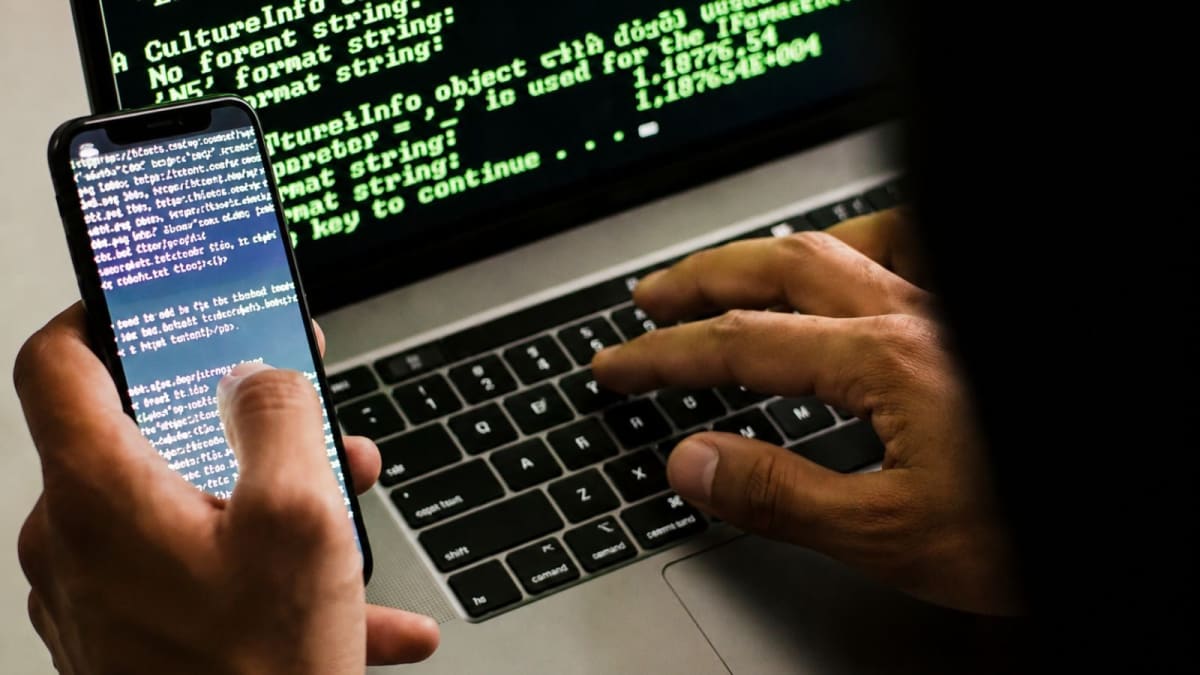 Delhi Salesman's $120 Loss Busts $108M Trading Scam