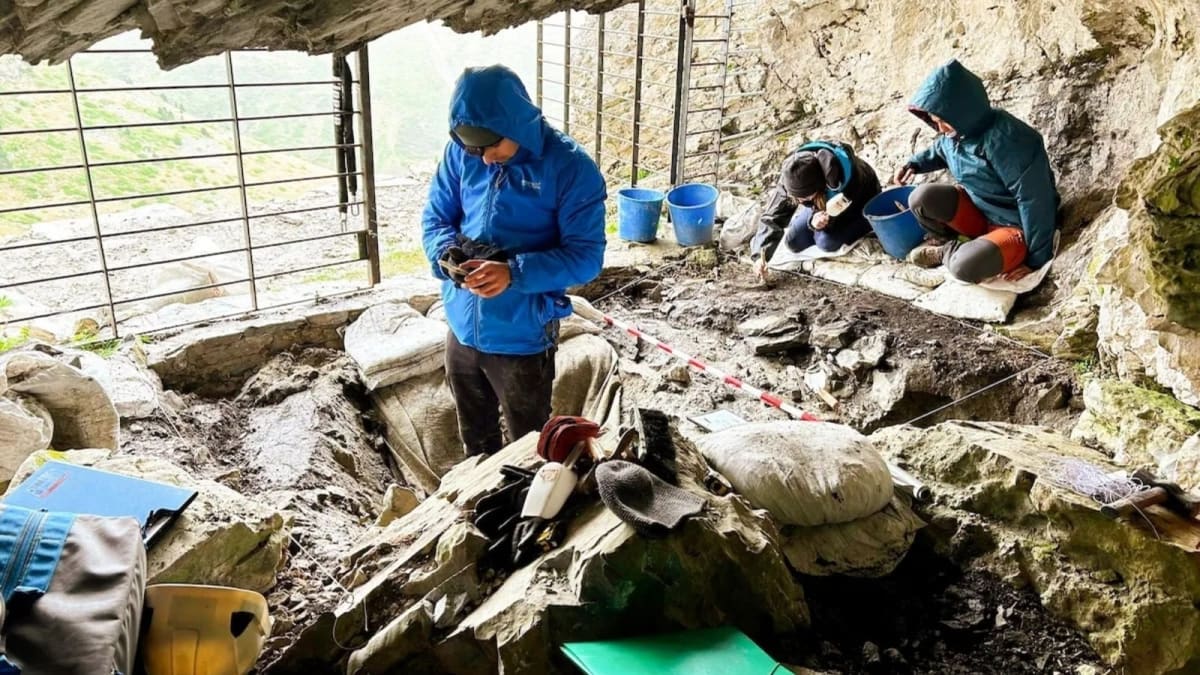 Ancient Cave at 7,333 Feet Rewrites Prehistoric History