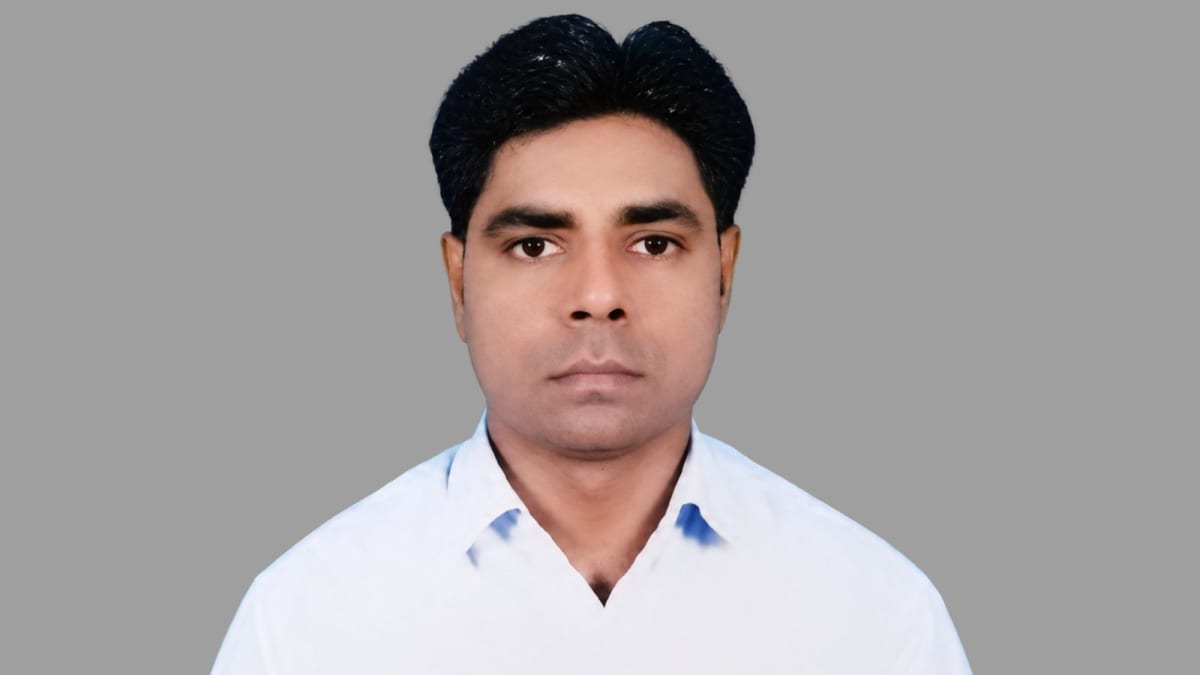 Indian court building representing judicial justice for wrongfully terminated worker in Jharkhand