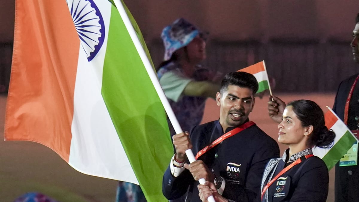 Manu Bhaker Honors Late Coach at Asian Games Opening