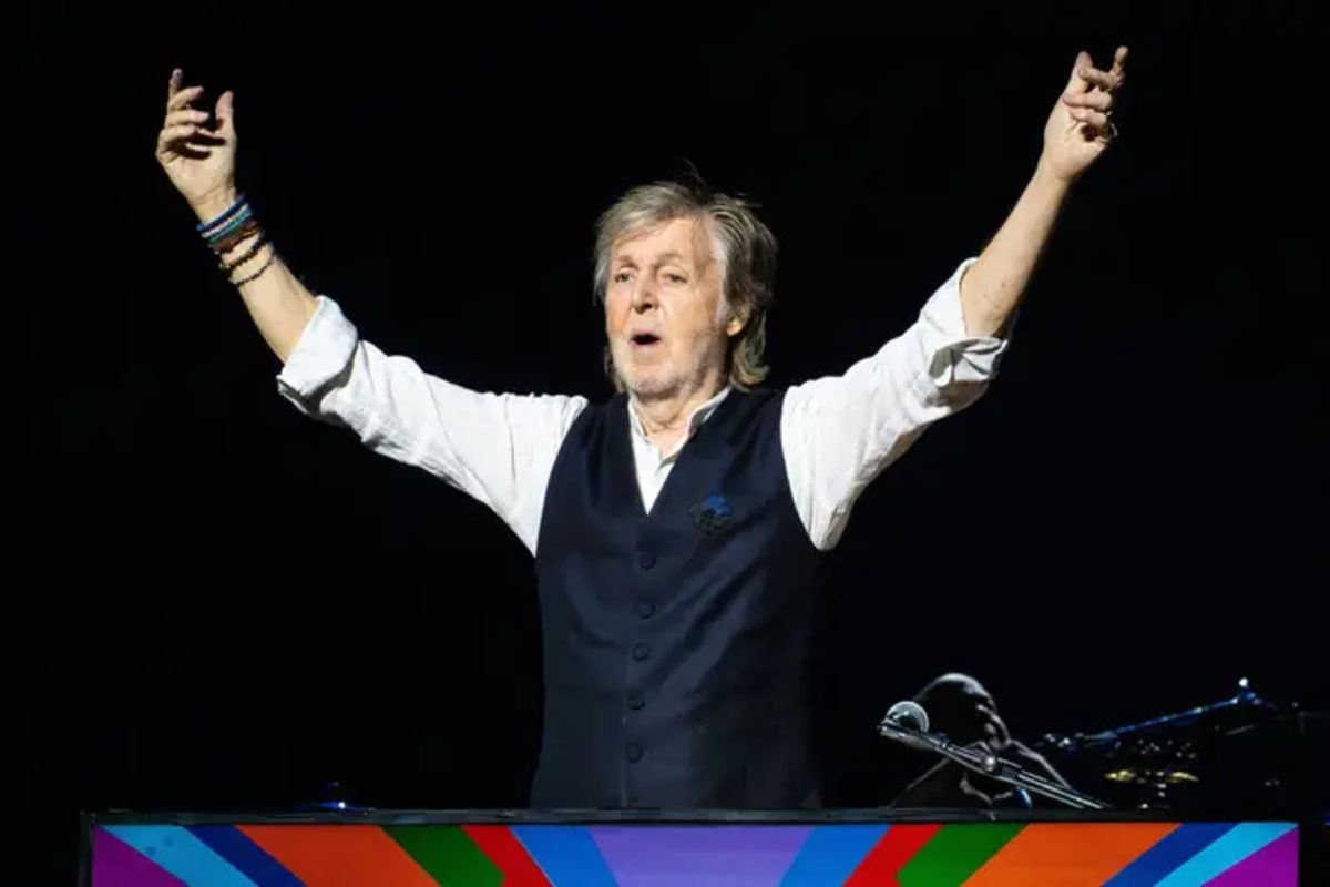 Phil Collins and Paul McCartney End Feud With Charity Gift - Image 4
