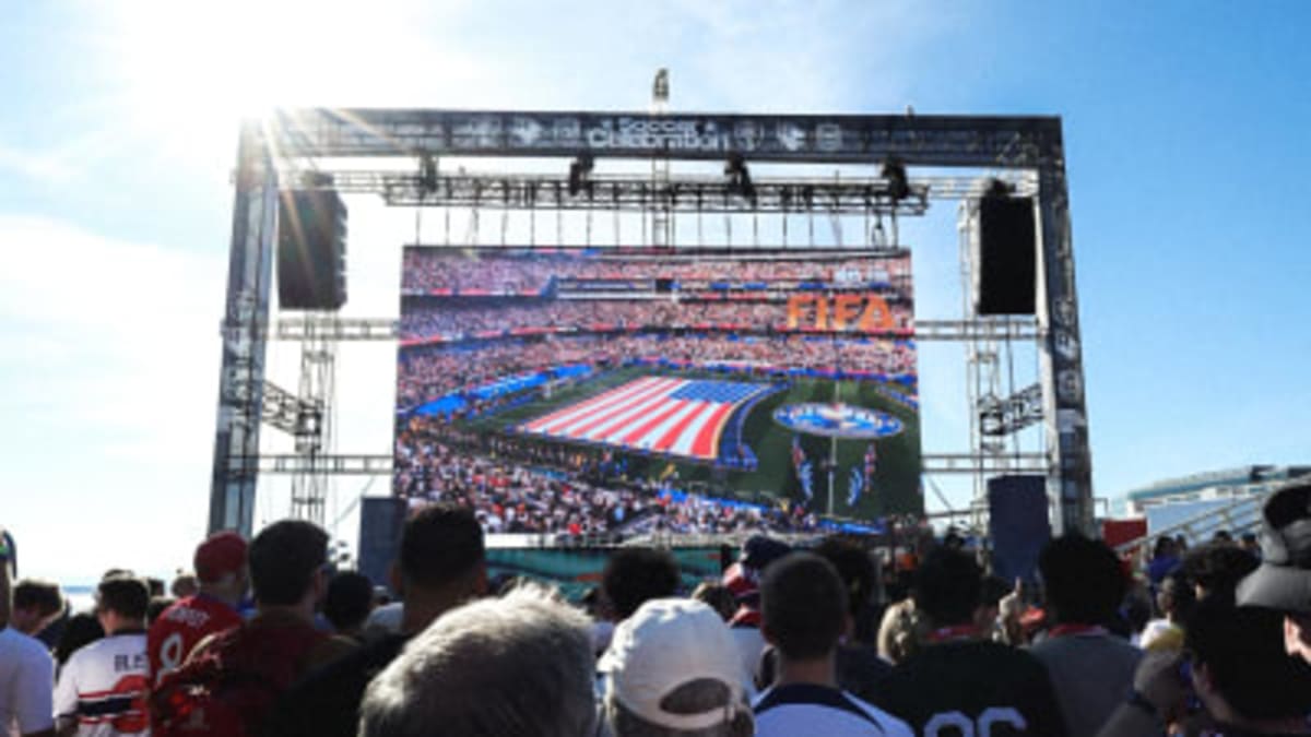 USMNT Crushes Paraguay 4-1 in World Cup Opener at Home