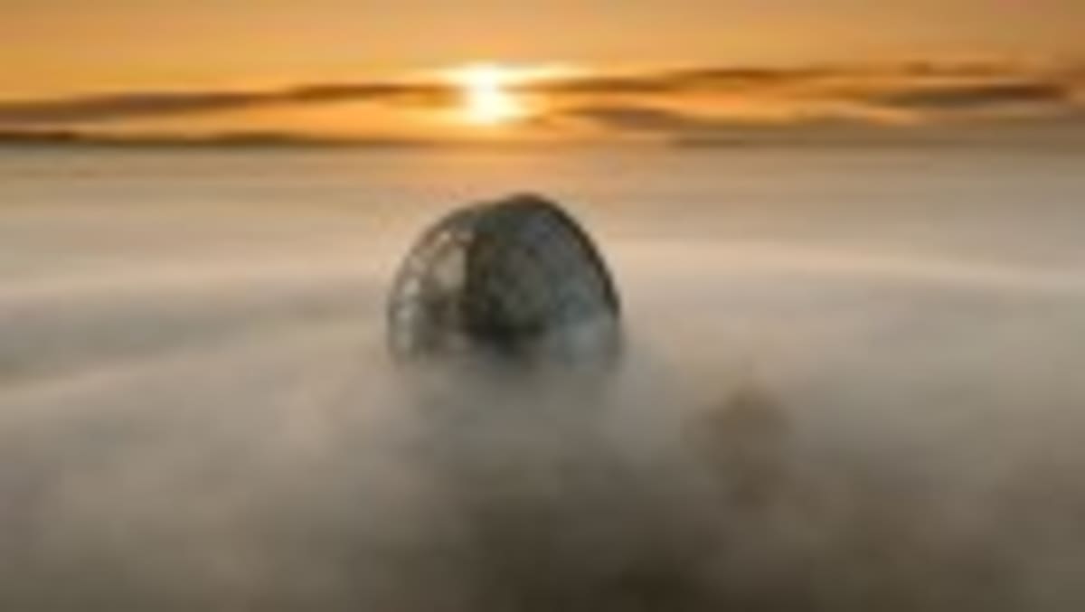Scientists Chase 2026 Eclipse to Solve Sun Mystery - Image 2