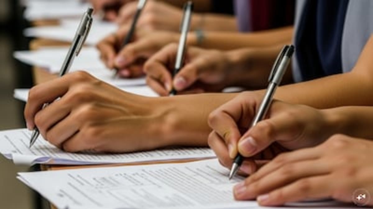 Bhopal Student Scores 494/500 After Father's Accident - Image 5