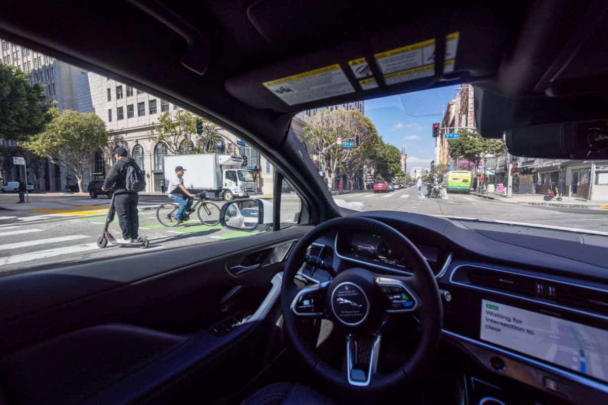 Waymo's Safety System Stops Before London Cyclist - Image 2