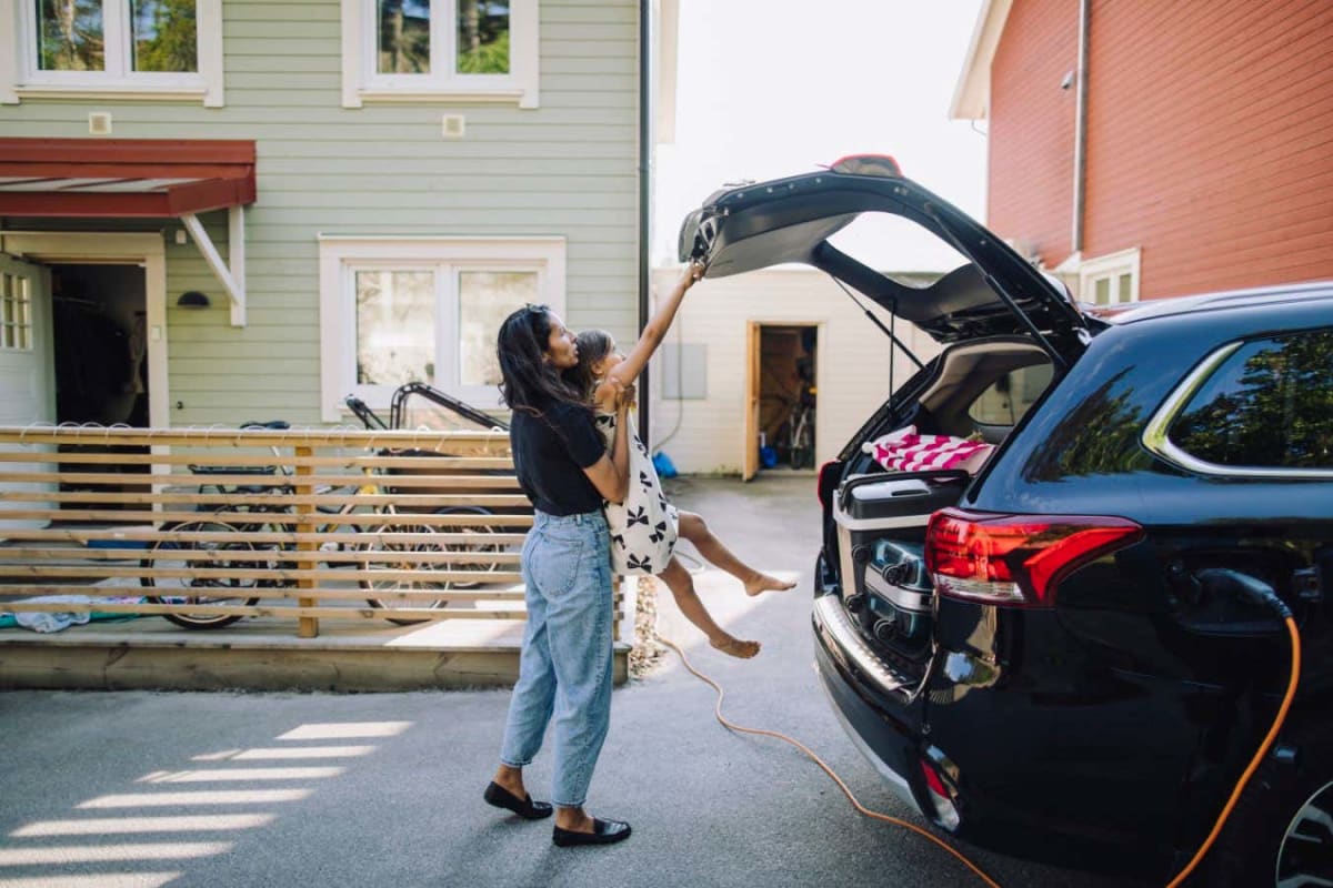 Delaware EV Owners Earning Thousands From Parked Cars