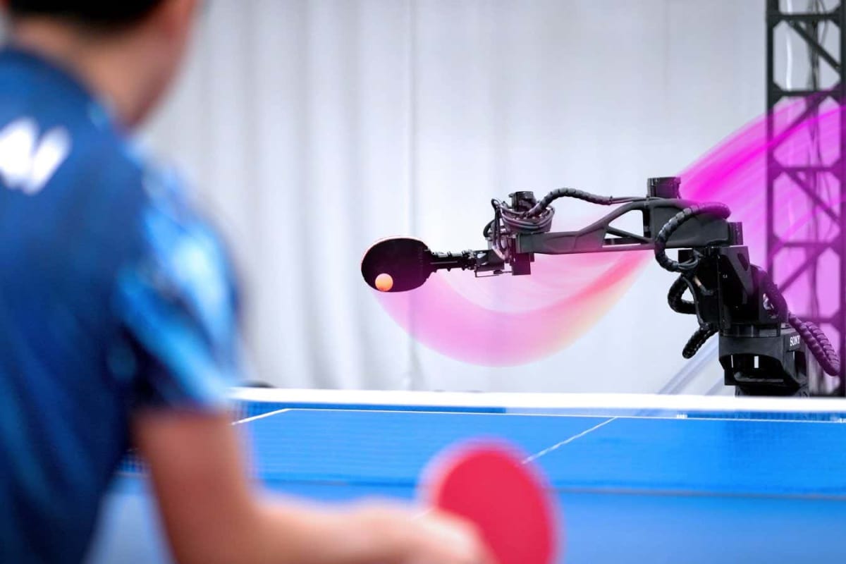 Robot Beats Pro Table Tennis Players in Sports First