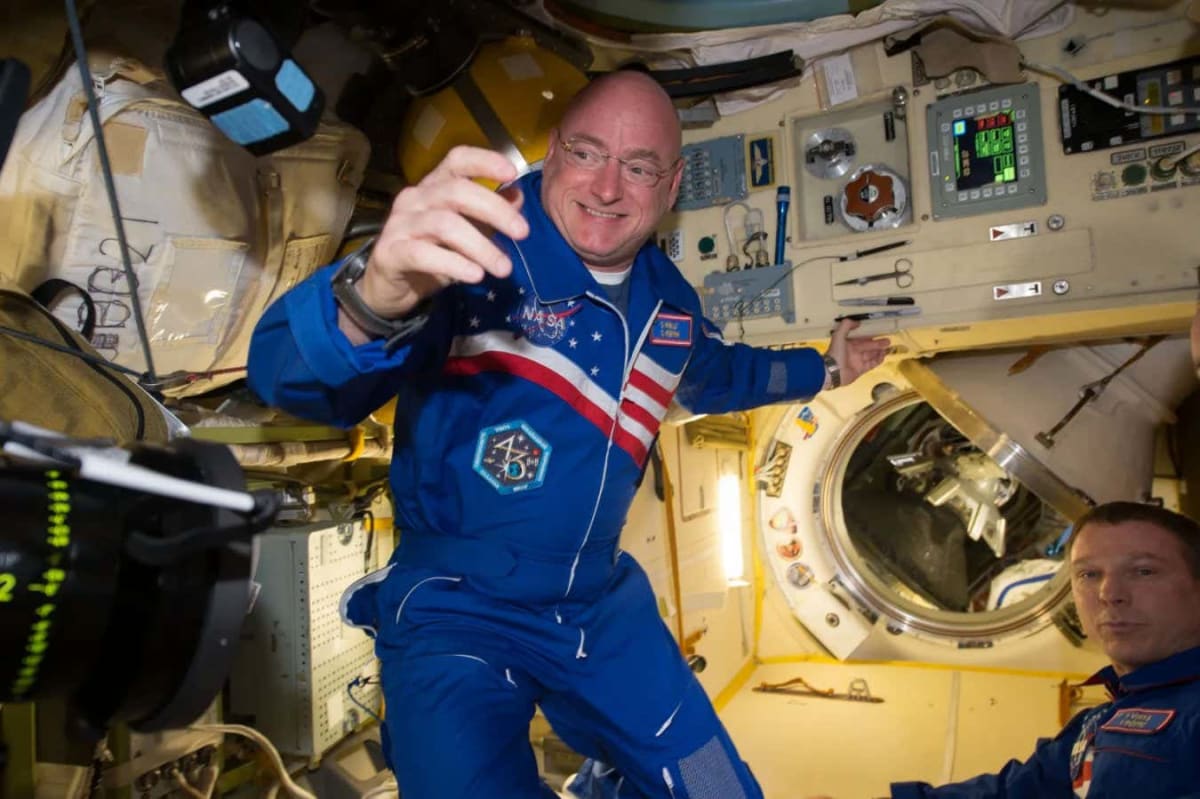 NASA Develops Plasma Gun to Clean Astronaut Laundry in Space - Image 3