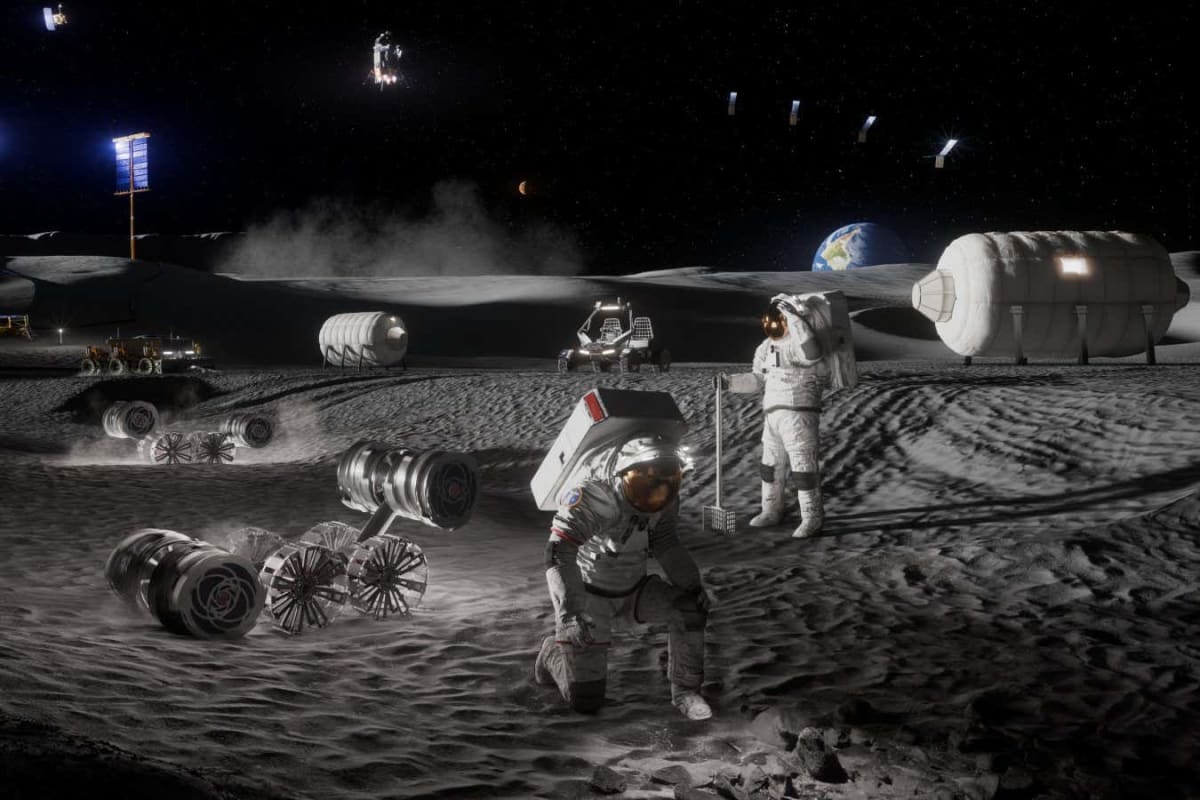 NASA Plans Massive Moon Base by 2036 - Image 2