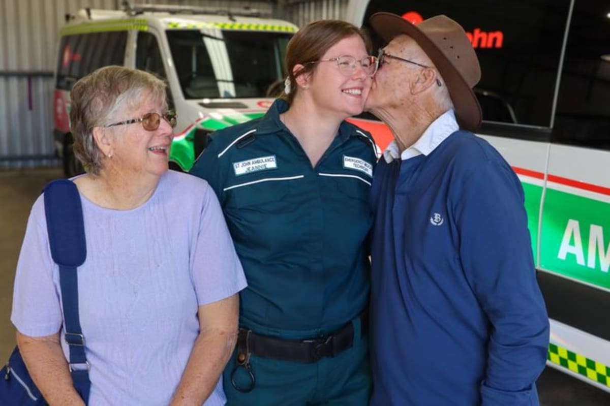 Nurse Saves Grandfather's Life With CPR During Heart Attack - Image 3