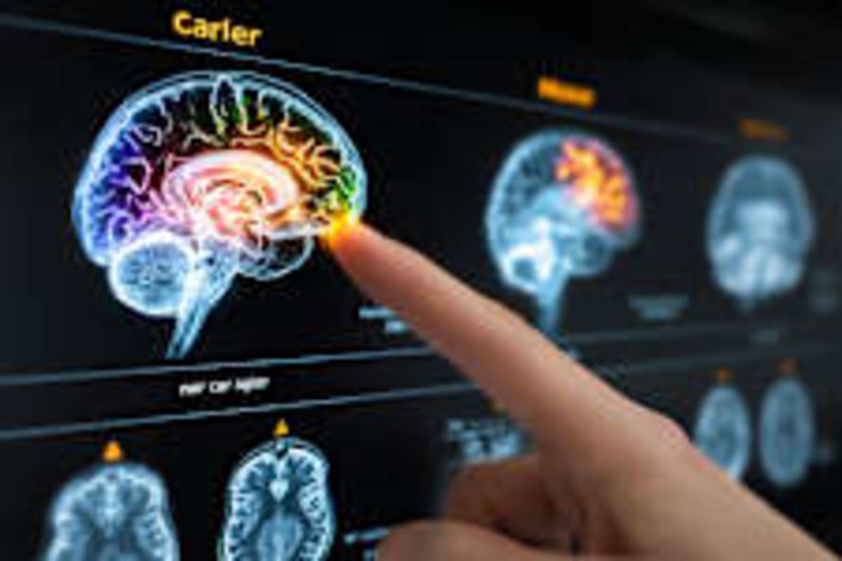 Oklahoma Principal Tackles Shooter, Crowned Prom King - Image 3