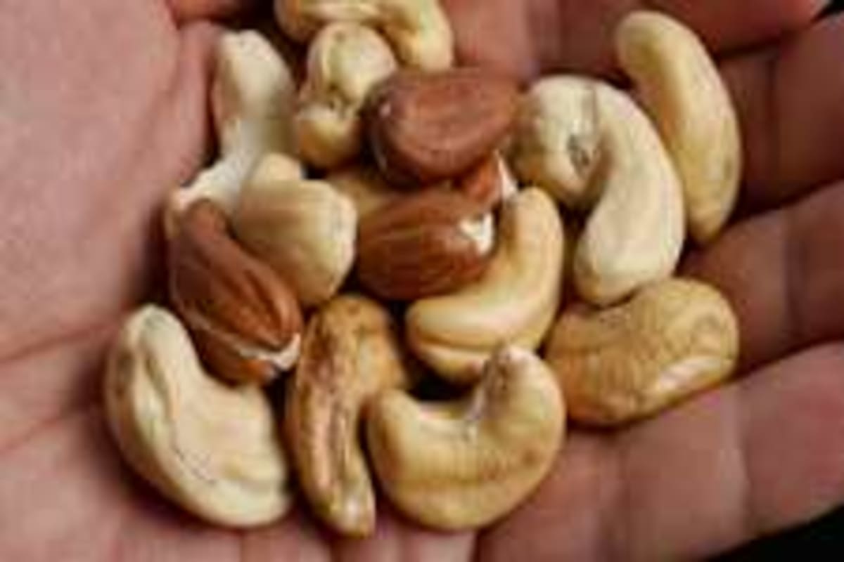 Teacher's Pub Karaoke Goes Viral, Lands TV Audition - Image 3