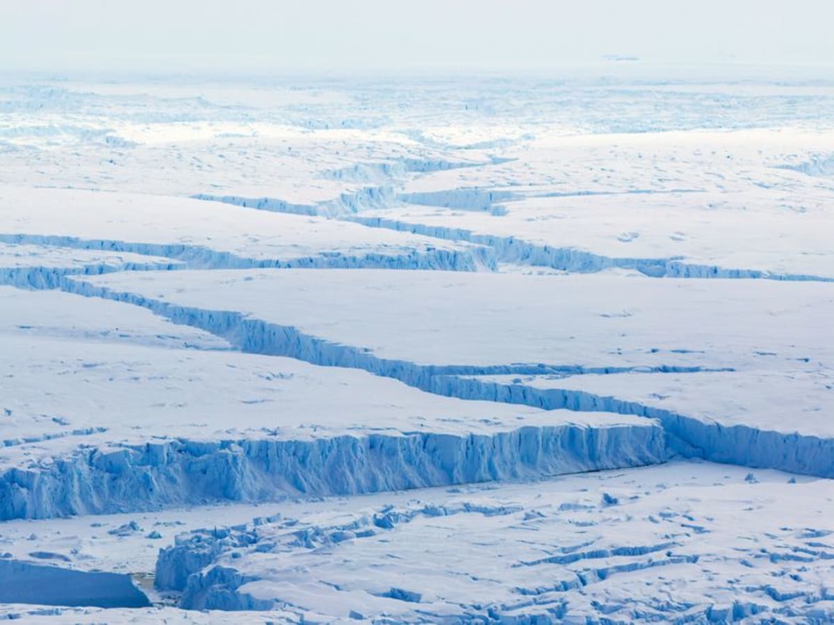 Scientists Race to Unlock Secrets of Antarctica's Thwaites - Image 4