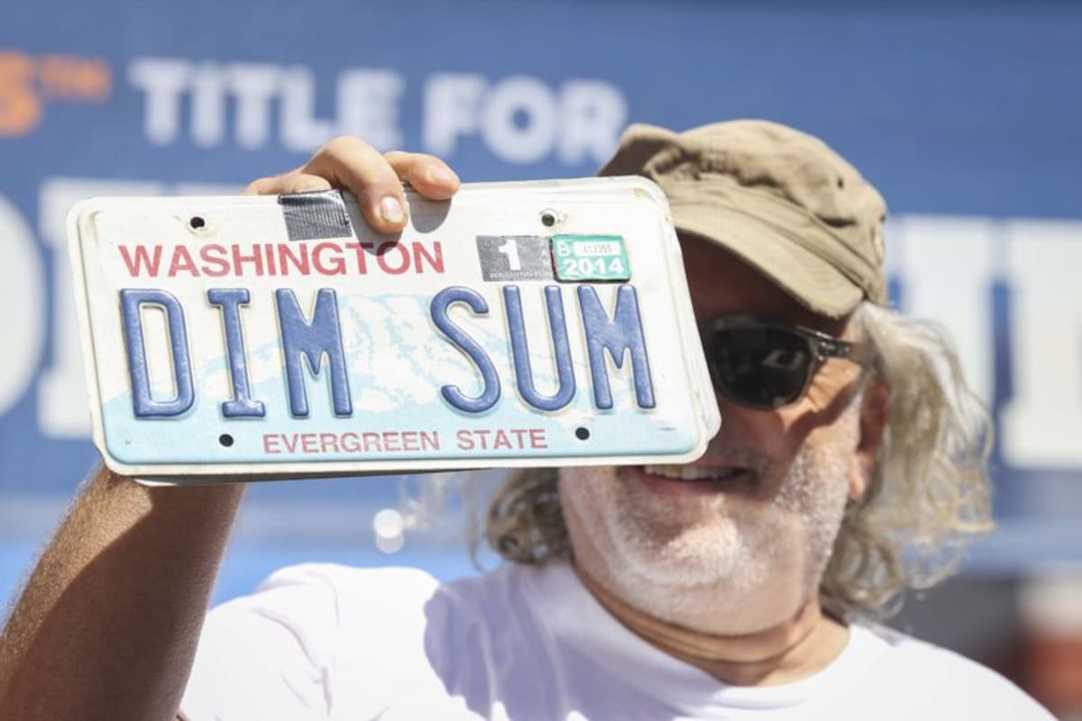 Seattle Sets Dim Sum World Record with 830 Dumpling Fans - Image 4