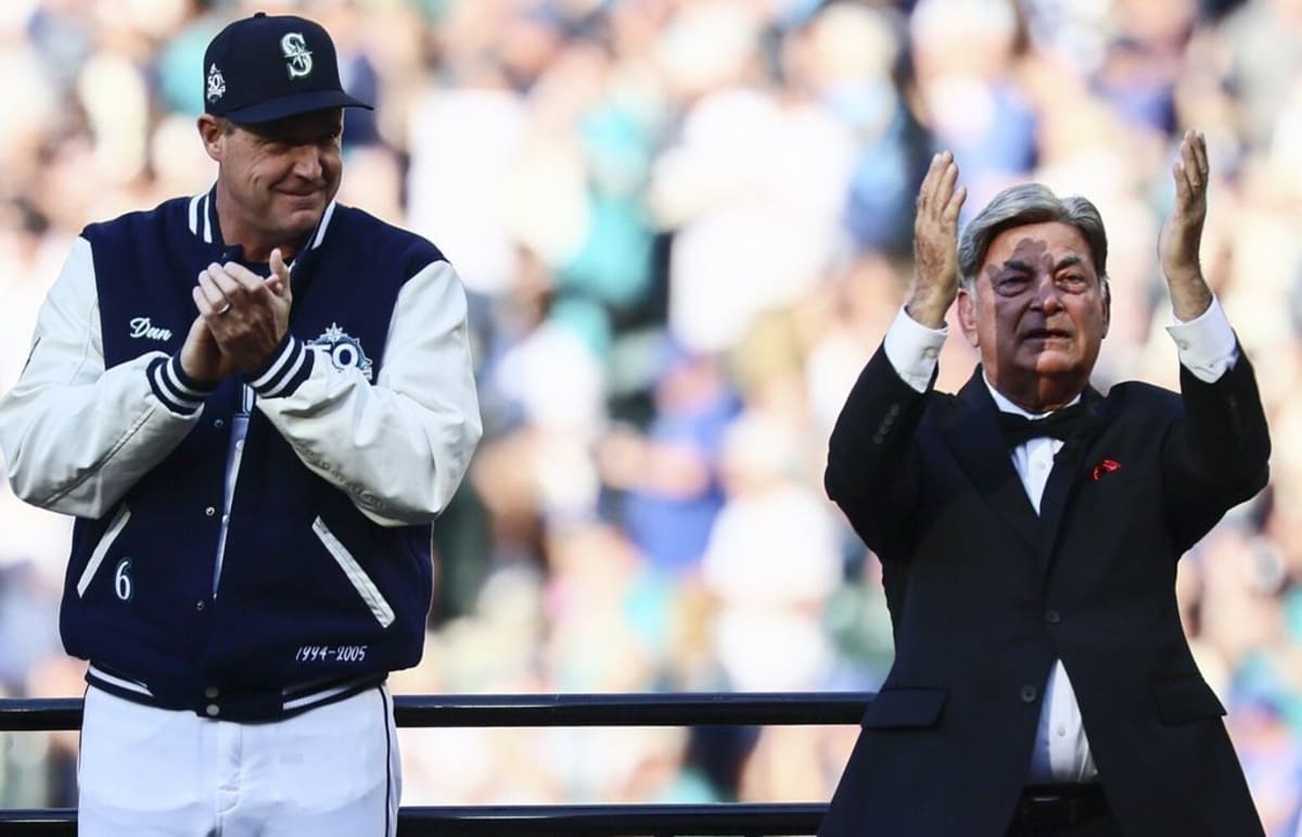 Mariners Broadcaster Rick Rizzs Joins Hall of Fame - Image 2