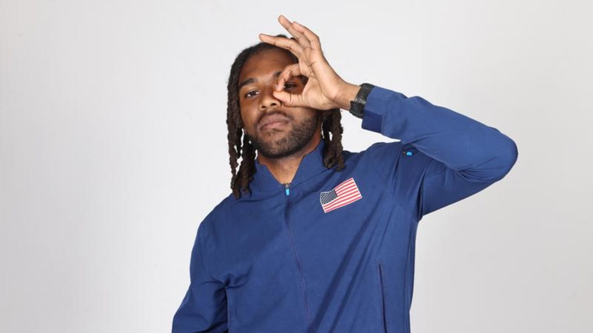 Runner Tahmar Upshaw competing on track at Bryan Clay Invitational in California