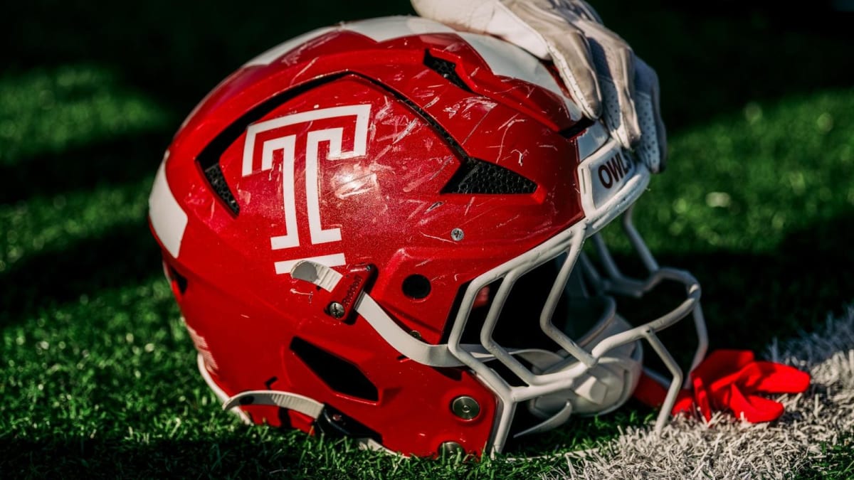 2,596 College Football Players Hit Honor Roll This Year