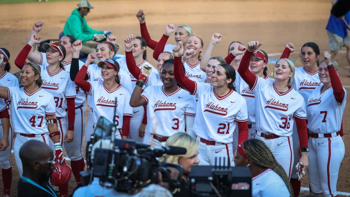 Alabama softball player Ambrey Taylor celebrating after hitting home run against Florida