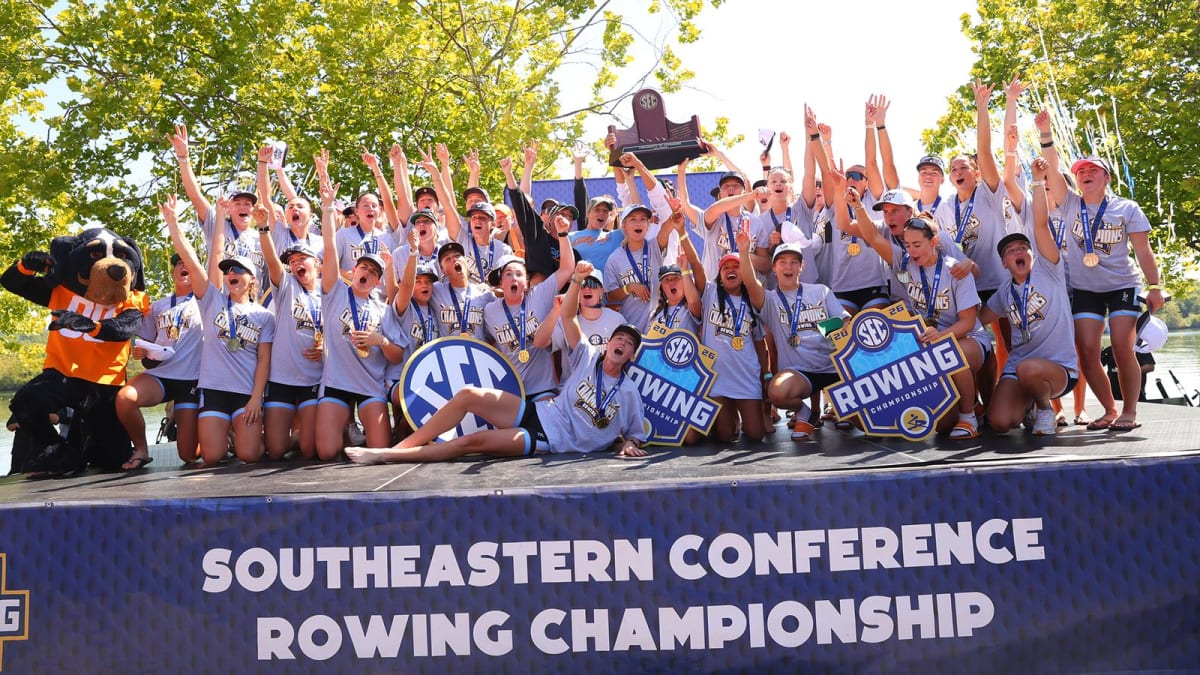 Tennessee Rowing Upsets #1 Texas for First SEC Title