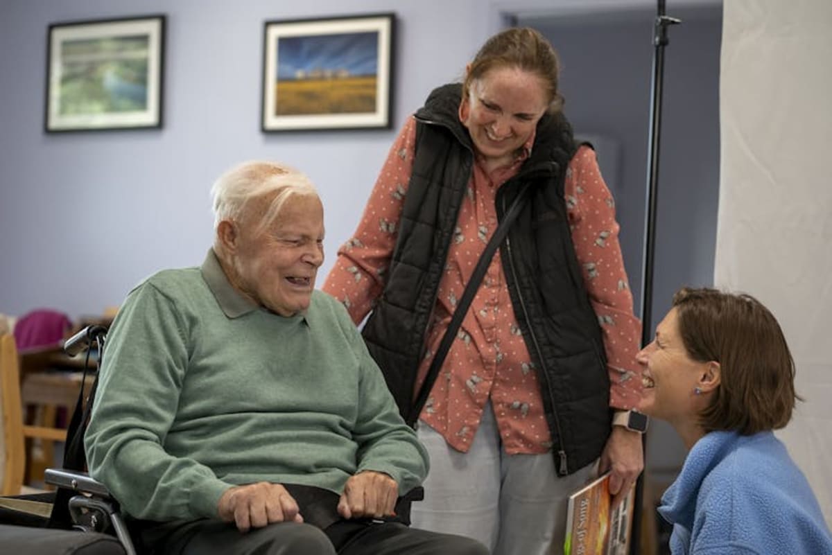 Dementia Care Finds Hope Beyond the Medicine Cabinet - Image 2