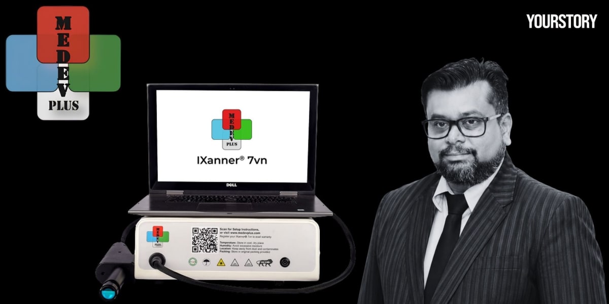 ** Portable eye scanning device for retinal screening in rural communities without hospital access