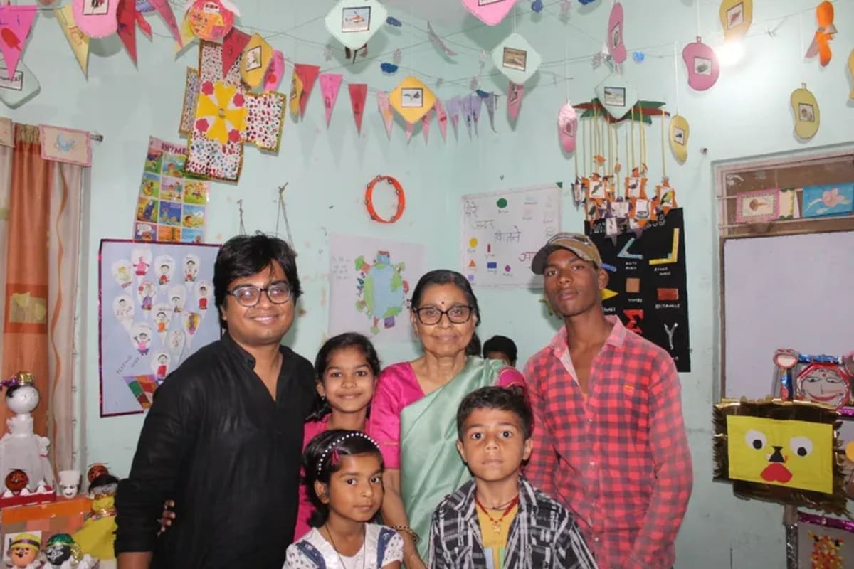 Engineer Leaves Corporate Job to Educate 800 Bihar Kids - Image 4
