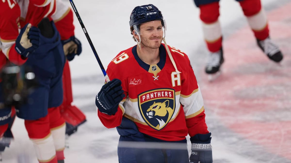 NHL Star Tkachuk Brings Olympic Gold to Florida Kids