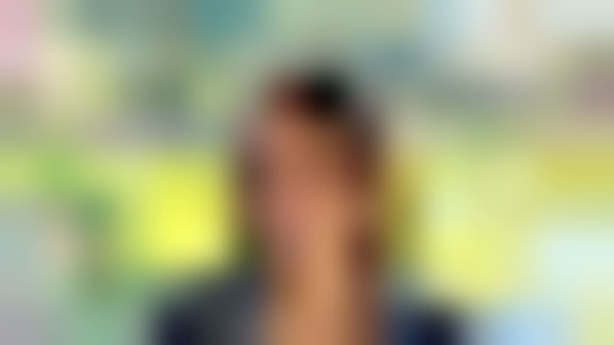 Olympic Bobsledder Wins Gold at 41, Eyes Political Career - Image 4