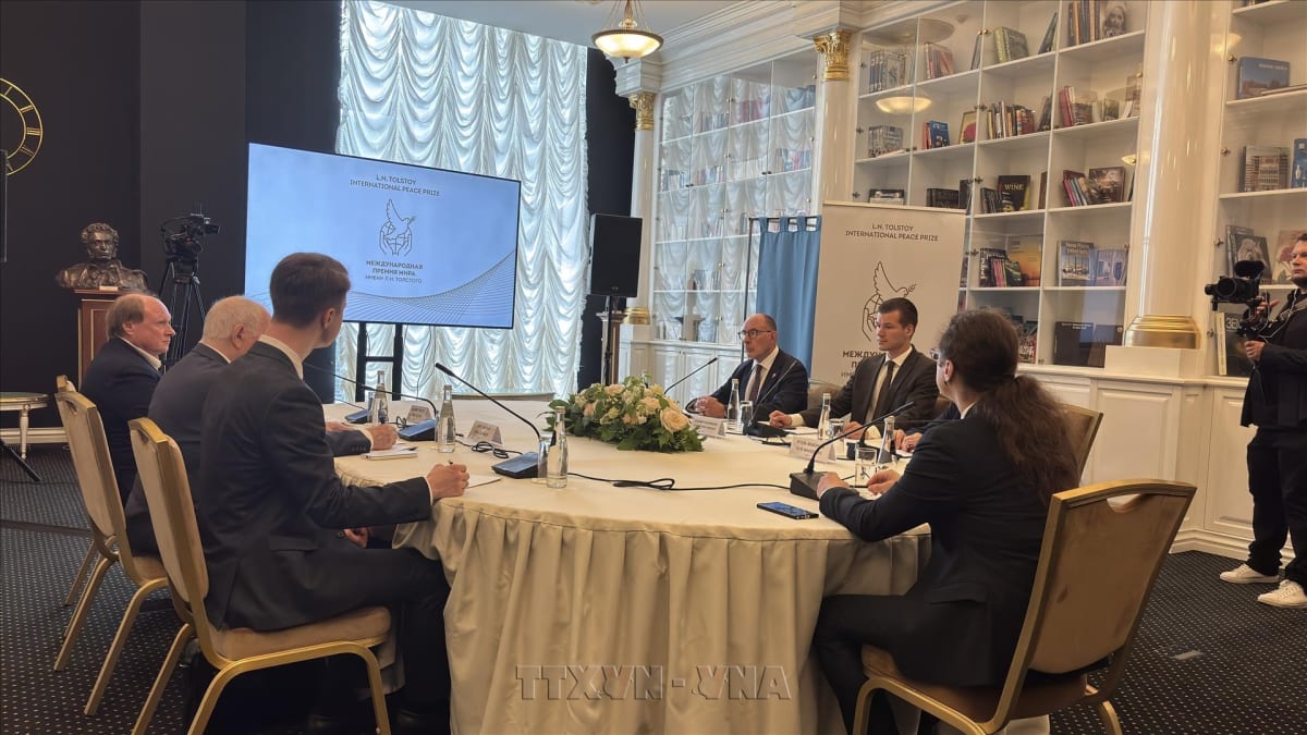 International jury panel meeting to award 2026 Tolstoy Peace Prize to Vietnamese leader