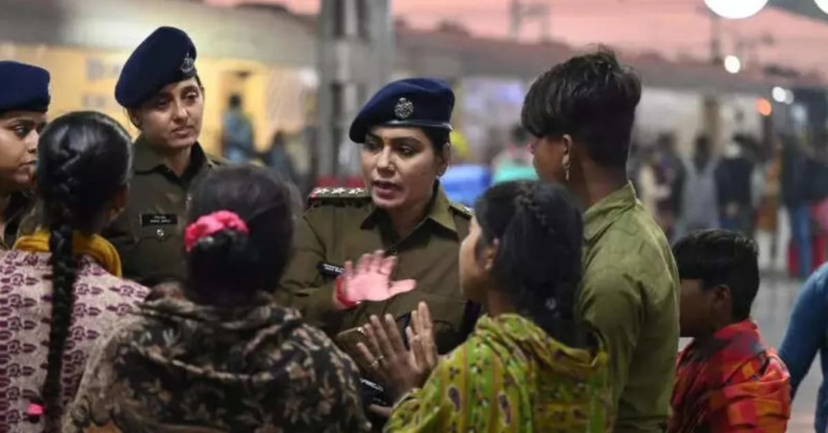 RPF Officer Rescues 1,500 Trafficked Kids on India's Railways - Image 4
