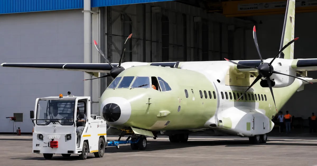 India Builds Its First Military Transport Aircraft - Image 4