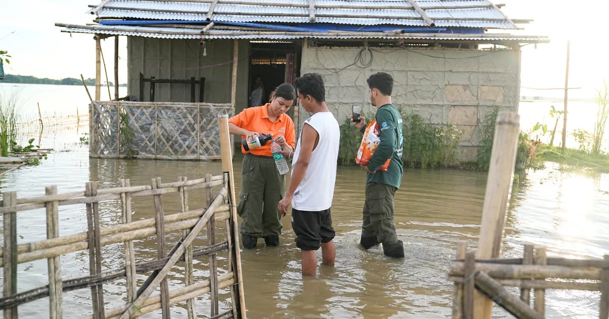 Tripura Startup Brings 2,000 Litres to Flood-Hit Assam - Image 5