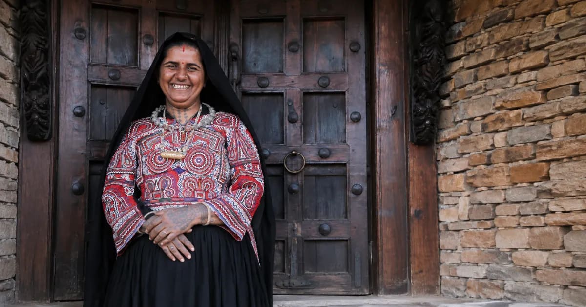 Woman Turns Banned Craft Into Jobs for 300 Indian Artisans - Image 4
