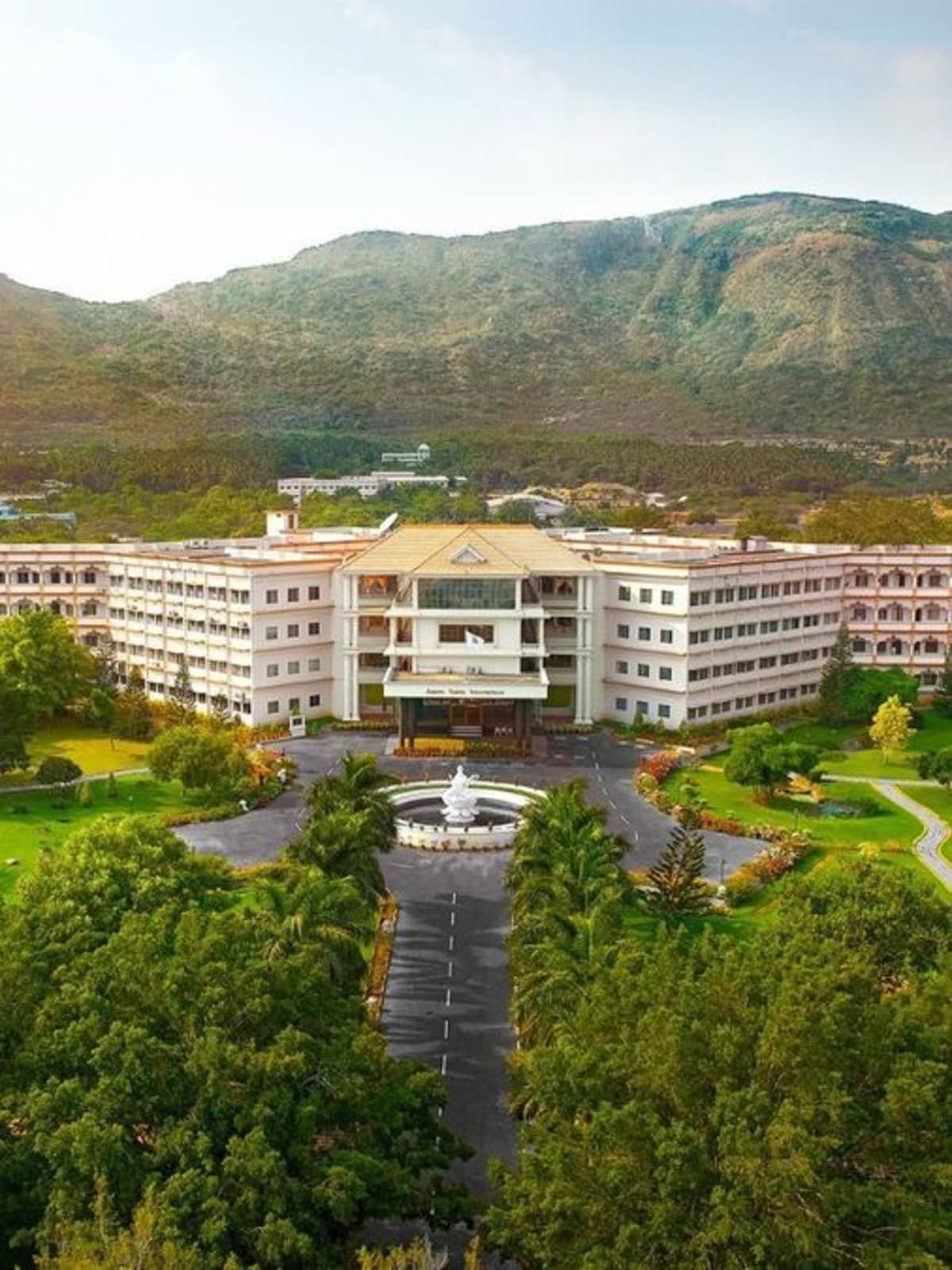 Biogas plant and composting facility at Indian university campus processing food waste