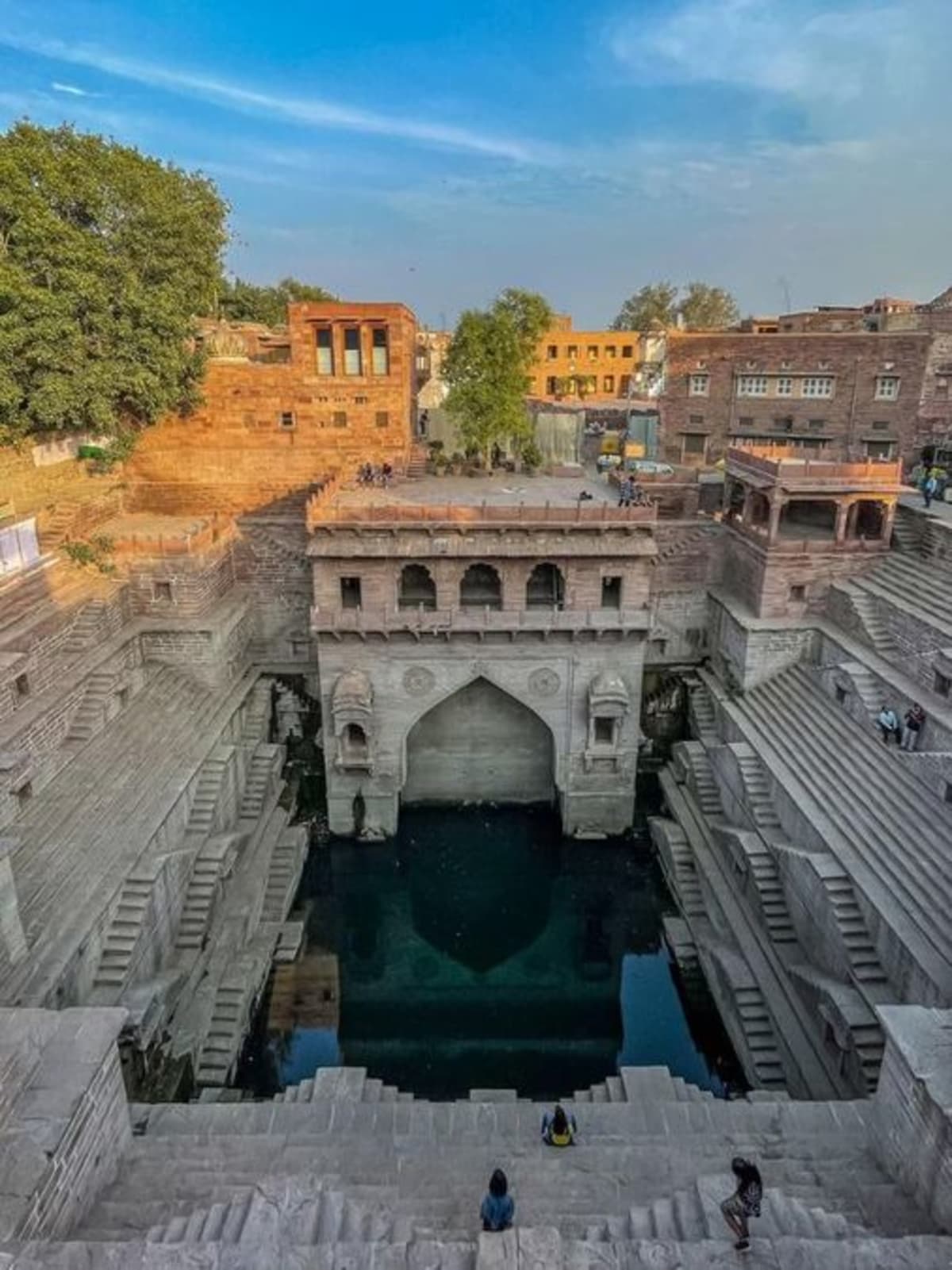 8 Ancient Indian Systems That Stored Rain for Months